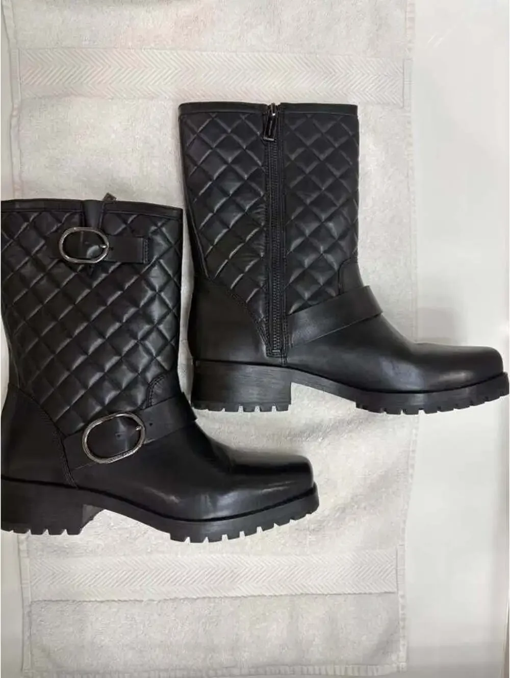 Michael Kors Black Quilted Leather Boots never worn